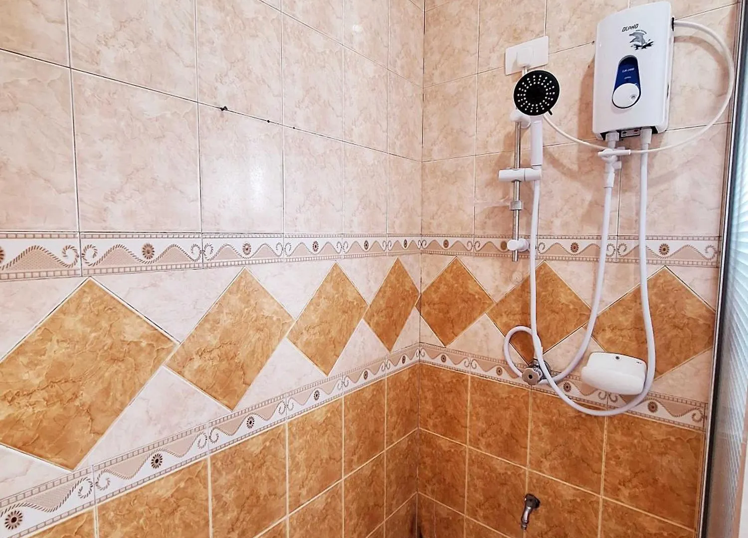 Ea2 Family Apartment Room Transient Home Near Sm Ecoland, Davao Coastal Road And Ecoland Bus Terminal